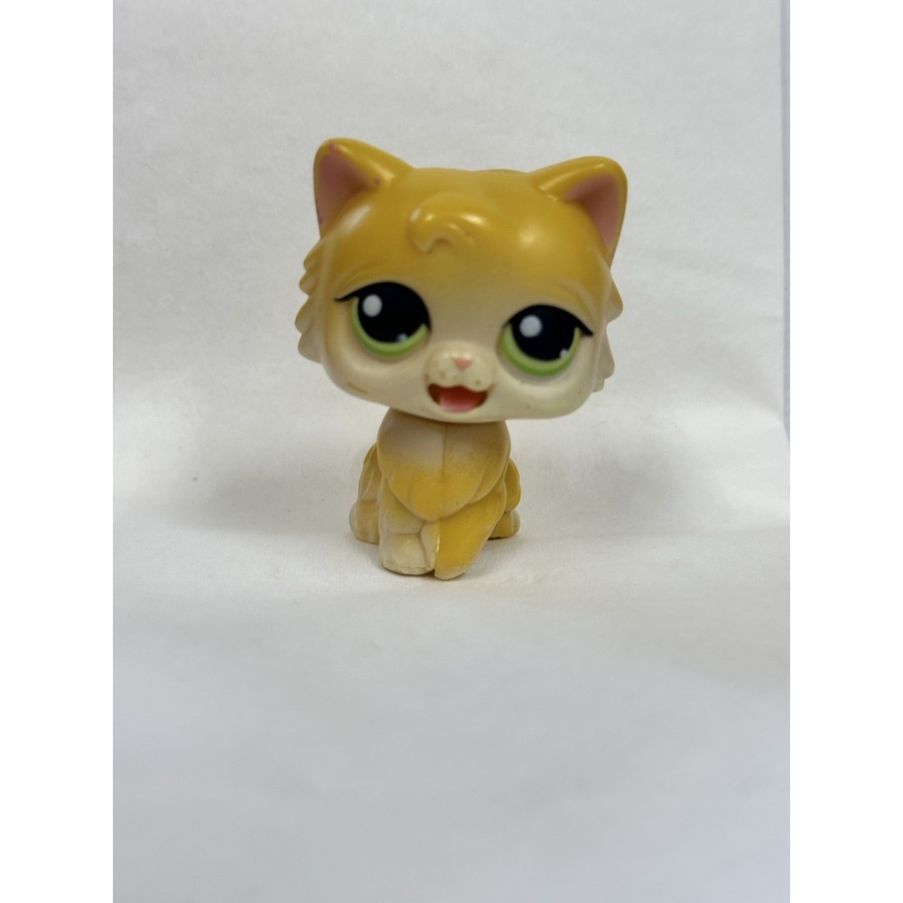 Littlest Pet Shop Hasbro 2005 Moving Tongue Yellow Cat Green Eyes Vintage Figure